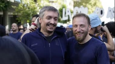 Interna en el PJ: Máximo Kirchner deja correr su candidatura a gobernador, pero la Liga de Intendentes la ve inviable